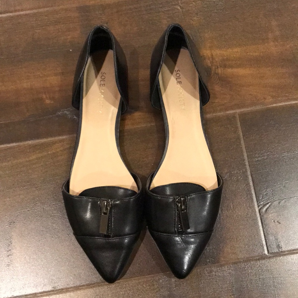 Sole Society black leather flat shoes 7